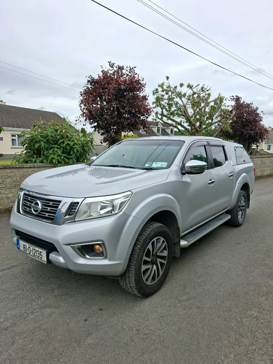 NISSAN NAVARA 2016 ONLY 180KM CREWCAB FULL HISTORY - Image 1