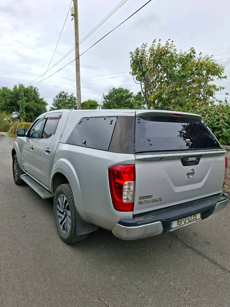 NISSAN NAVARA 2016 ONLY 180KM CREWCAB FULL HISTORY - Image 3