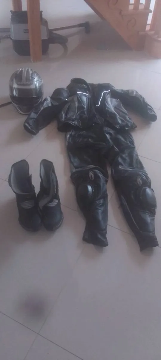 Motorbike - Image 3