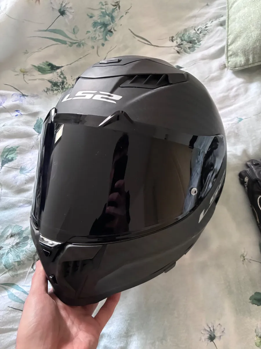 Motorbike equipment, gear - Image 3