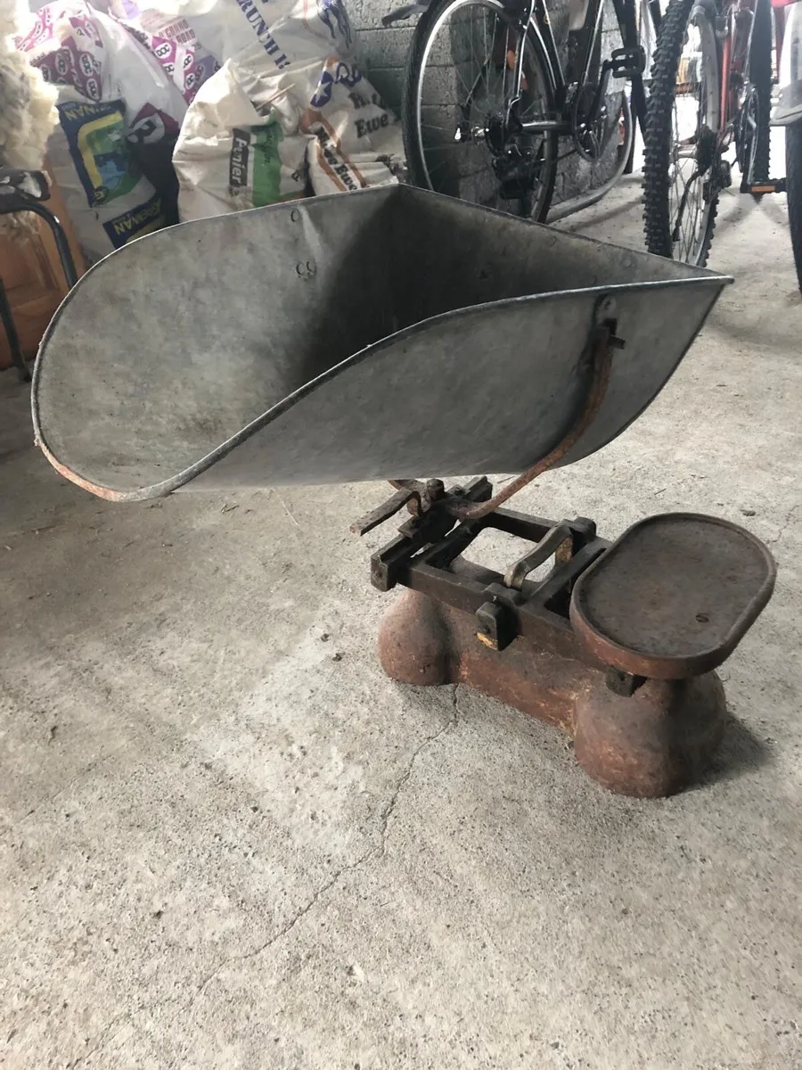Weighing scales - Image 2