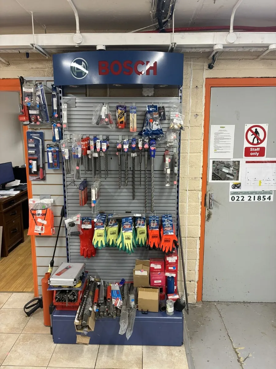 Clearance Sale on Chisels, Drill Bits, Gloves etc. - Image 1