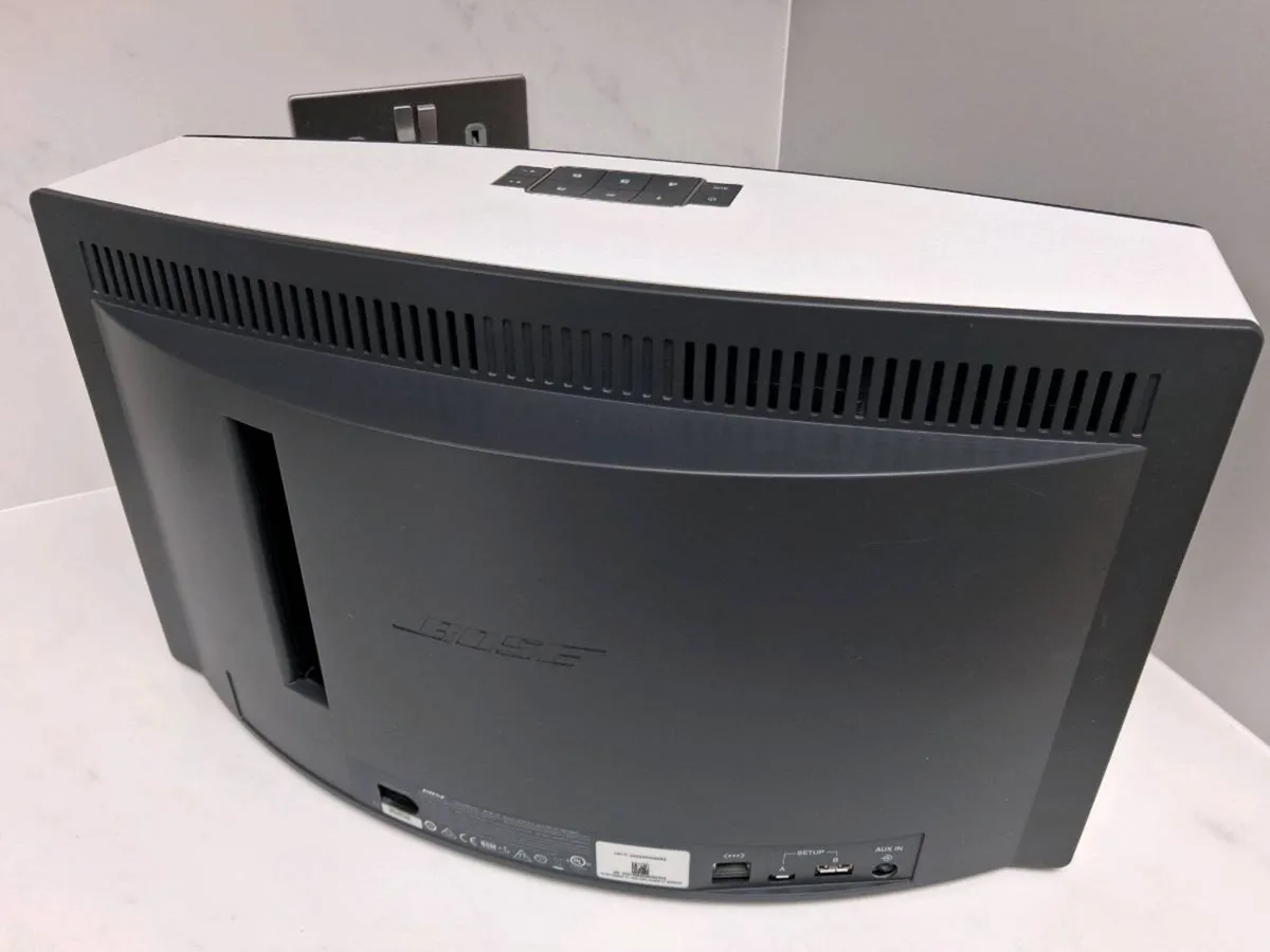 Bose SoundTouch 30 Series III Wireless Speaker - Image 4