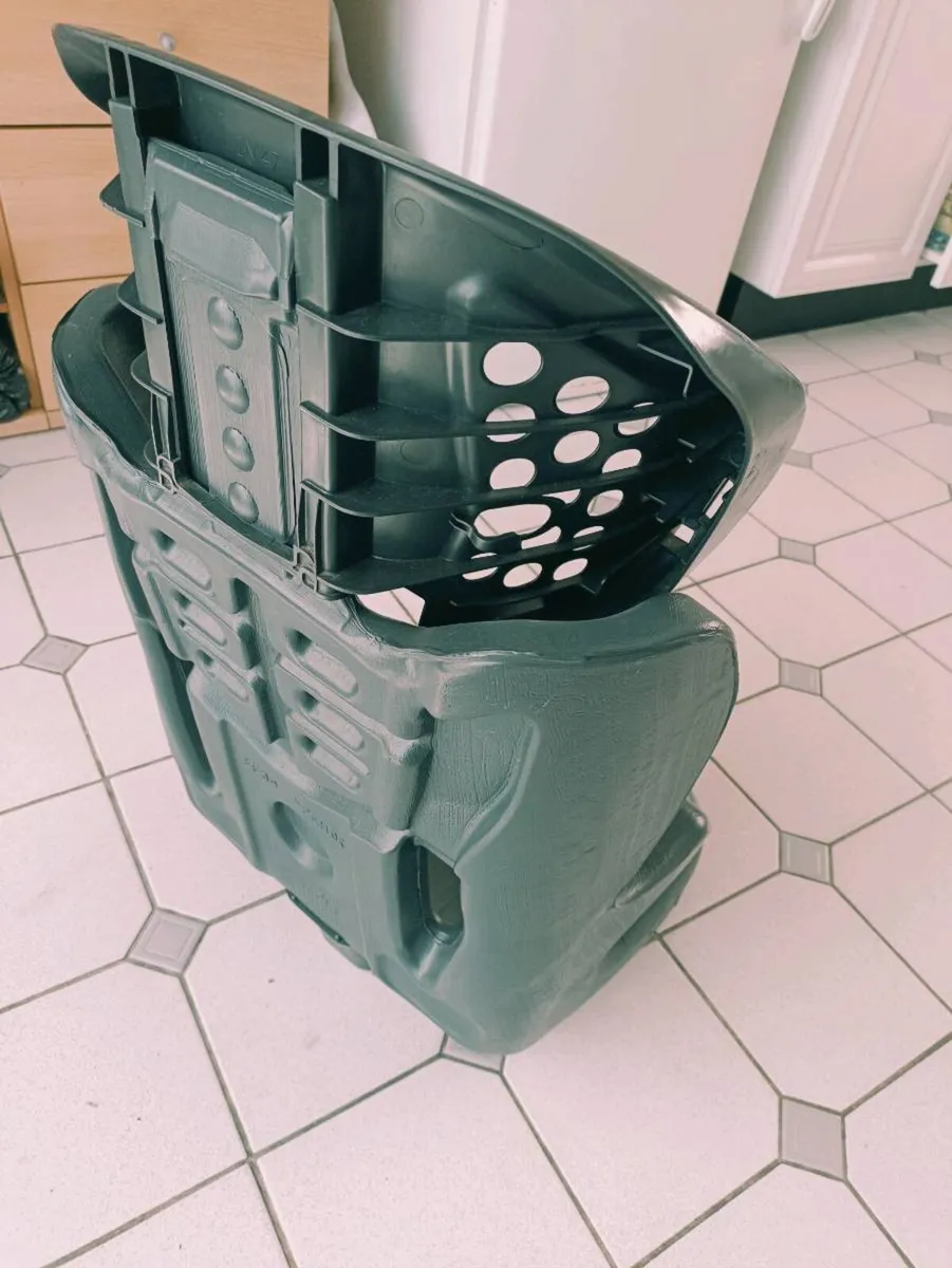 Child's car seats - Image 3
