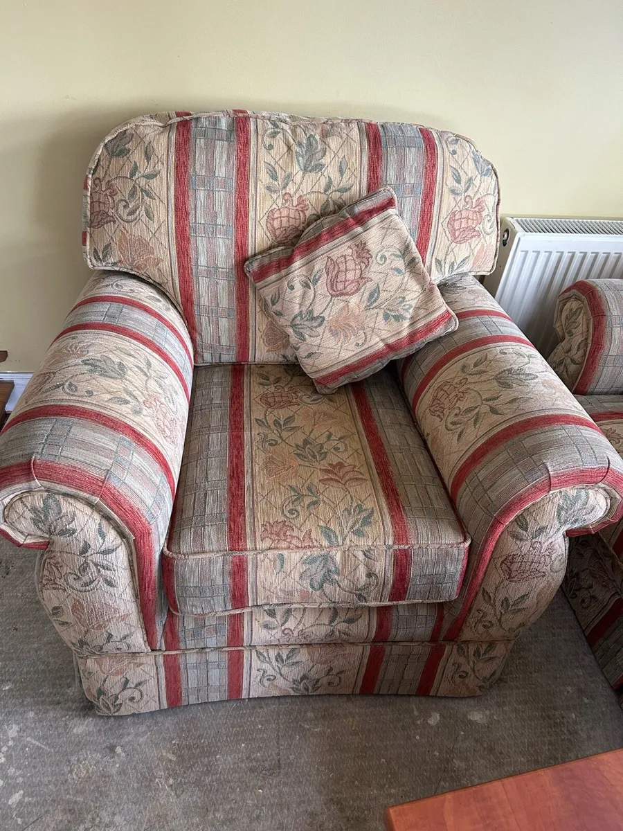 Sofa for sale - Image 3