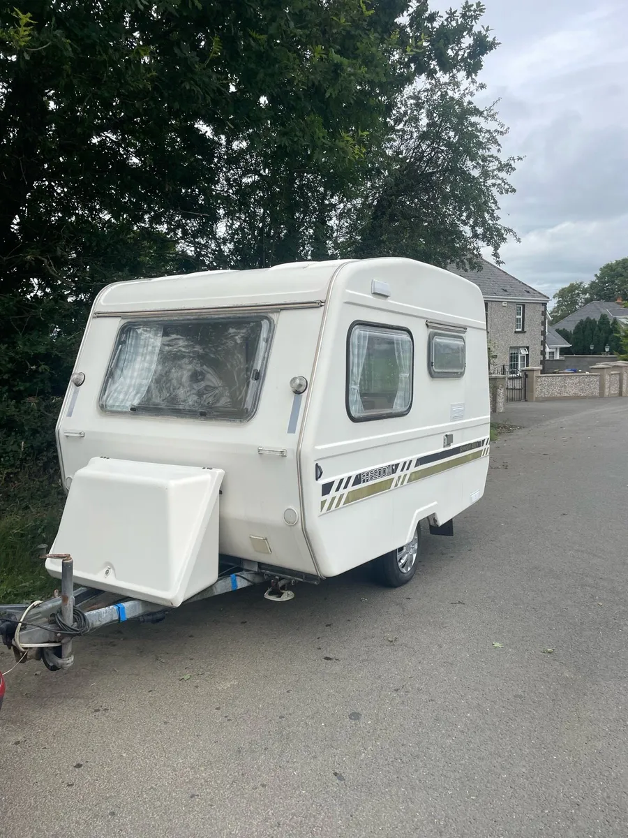 Freedom 3 berth light weight 650kg - Image 2