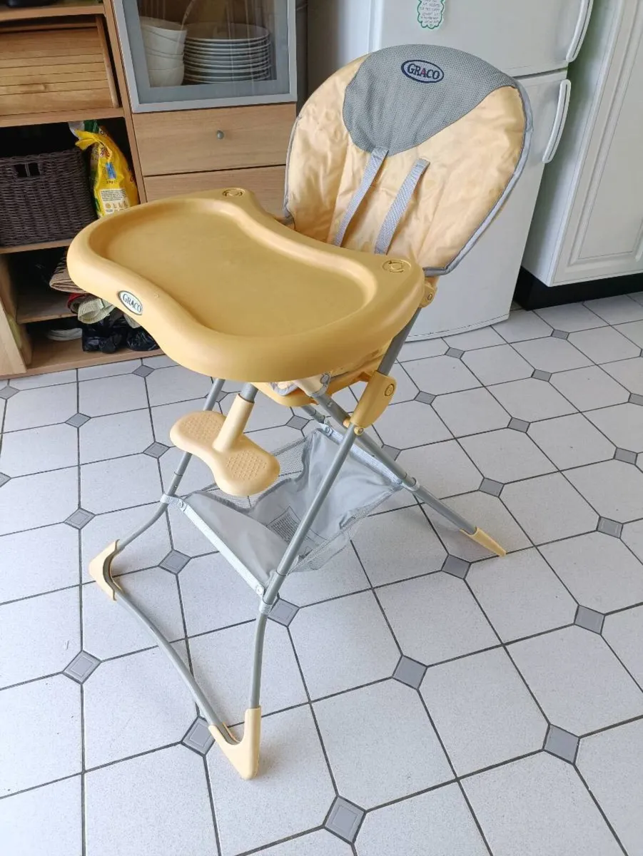 Child's high chair - Image 2