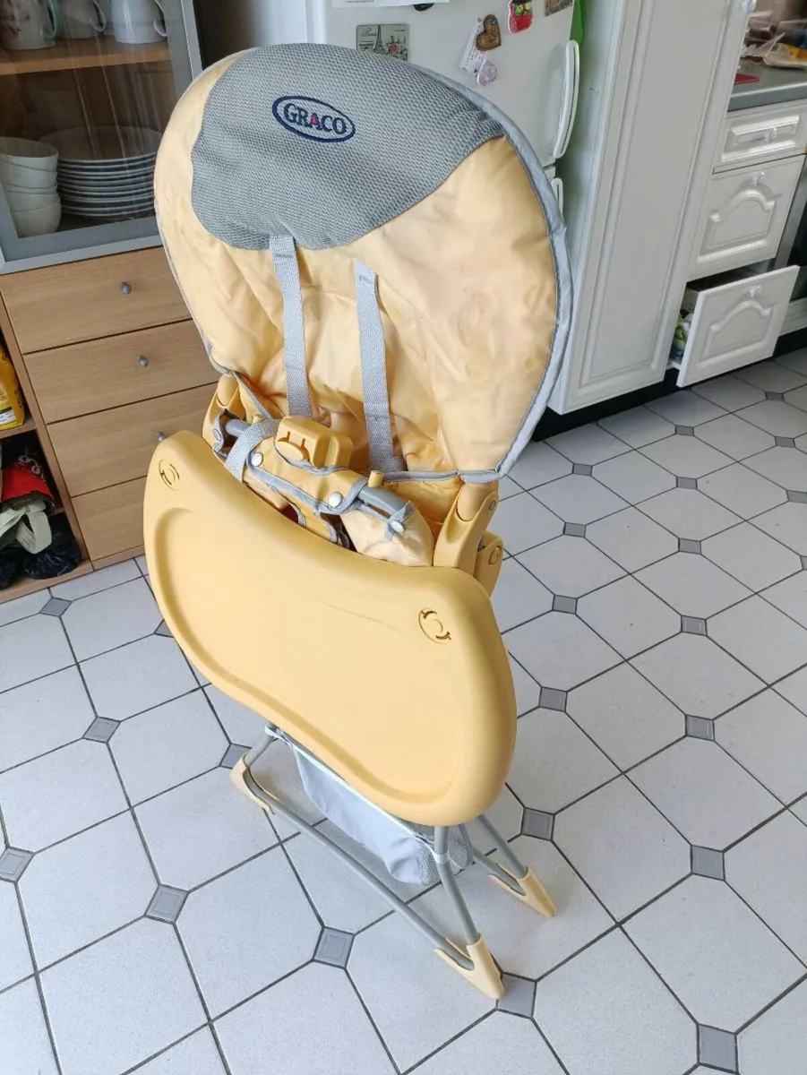 Child's high chair - Image 3
