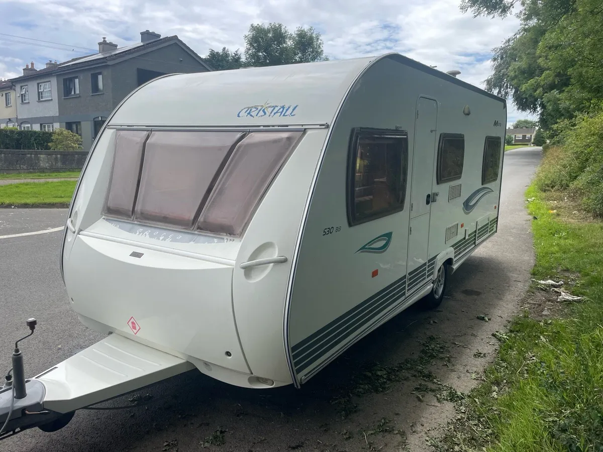 4 berth caravan very rear layout - Image 2
