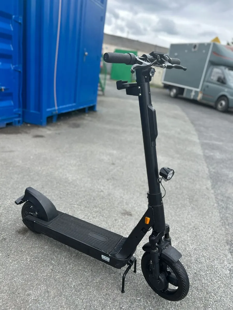 Robust Long Range Electric Scooter - Image 2