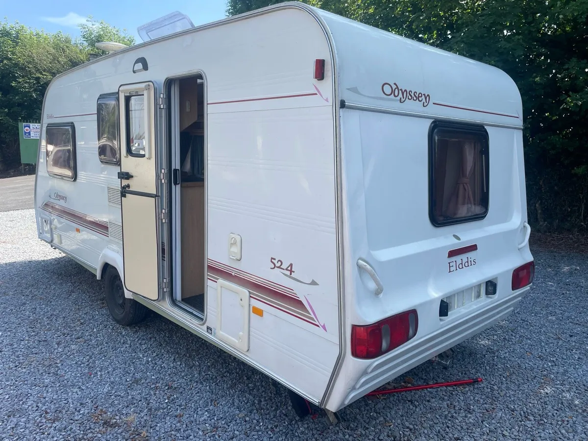 4 berth caravan - Image 3