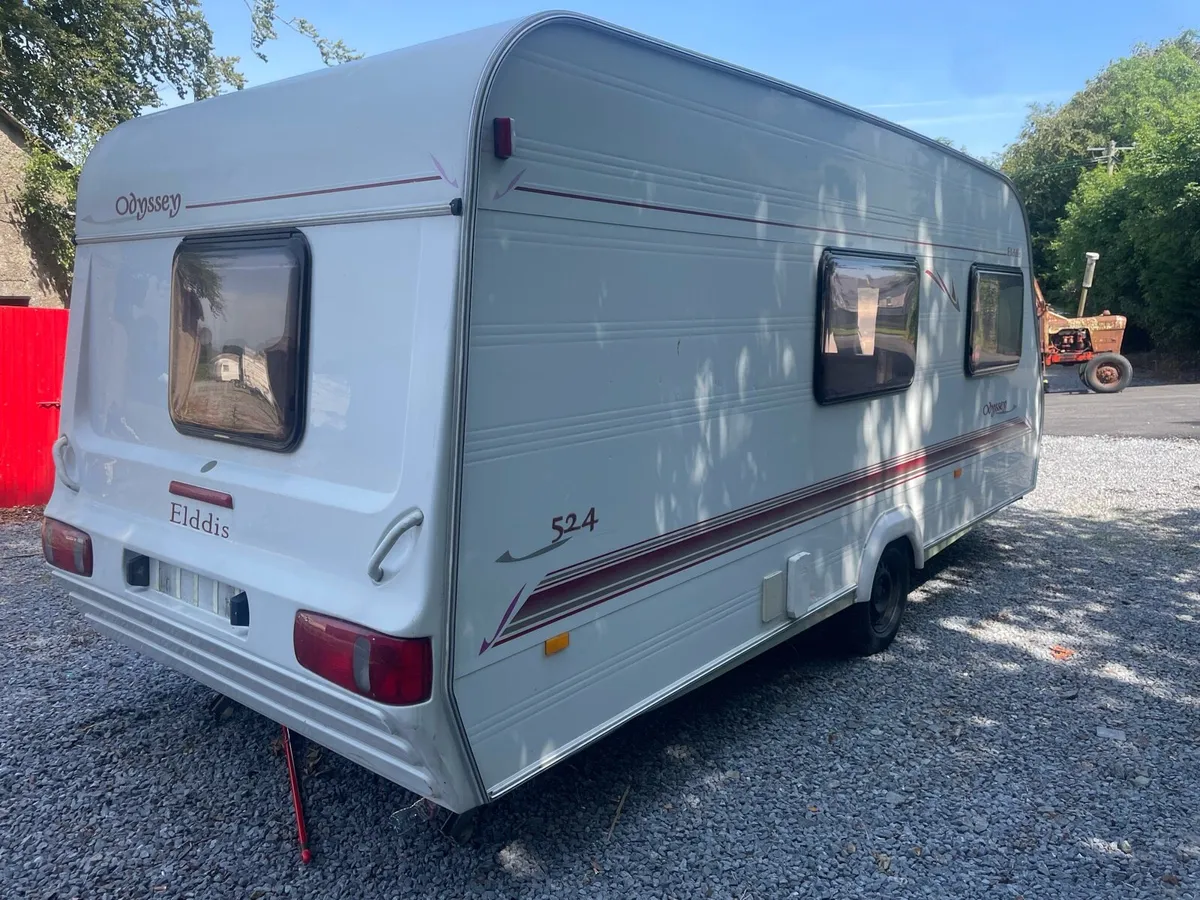 4 berth caravan - Image 4