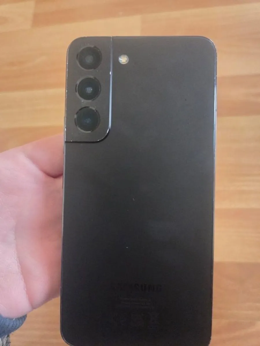 phone - Image 1