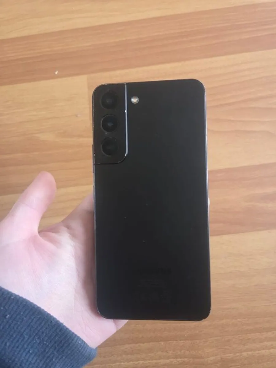 phone - Image 4