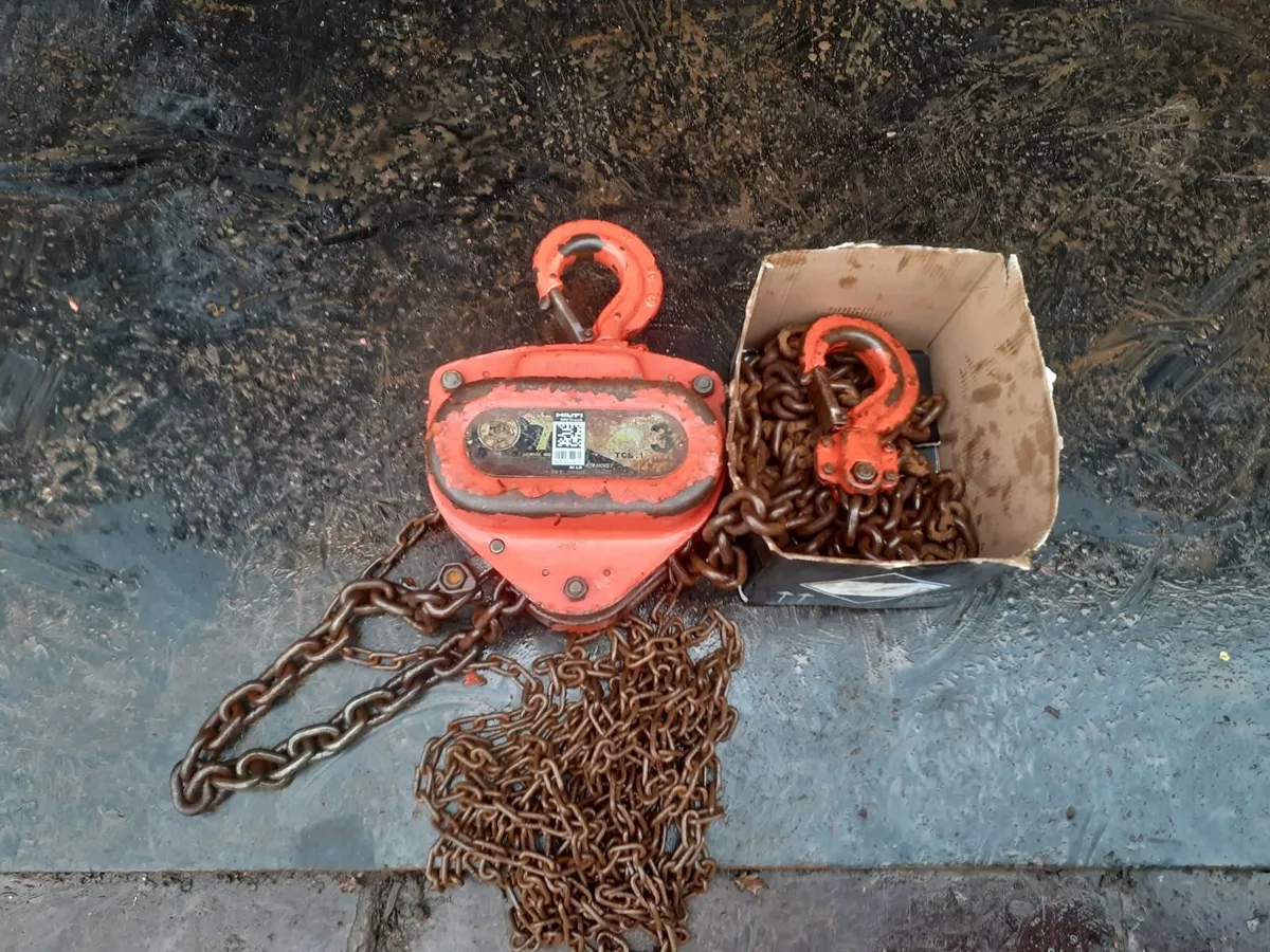 3 TON CHAIN HOIST HEAVY DUTY - Image 1