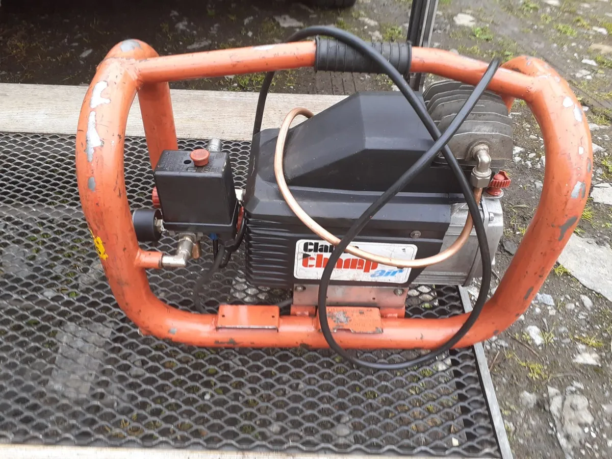 CLARKE CHAMP COMPRESSOR 110V - Image 1