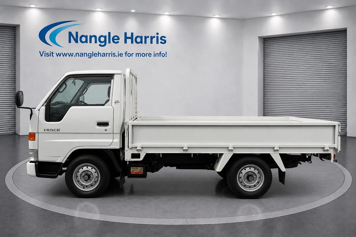 Toyota DYNA / HIACE  AS NEW. - Image 2