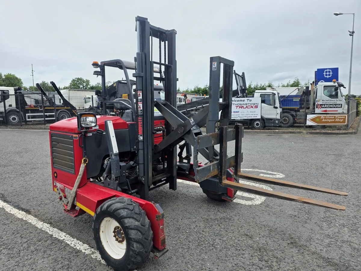 2022 Moffett M5 25.3P NX Series - Image 1