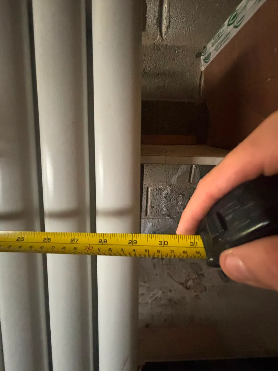 Wall hung radiator - Image 3