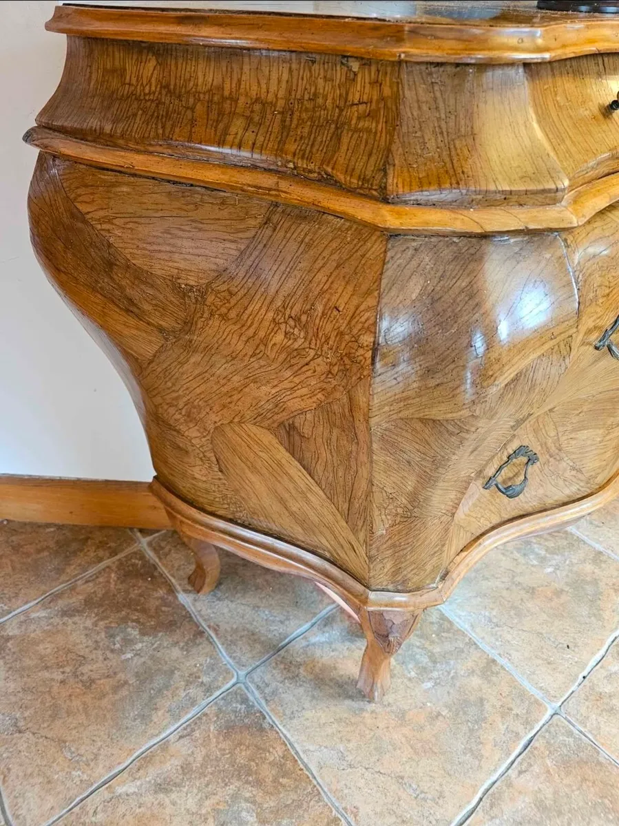 Wood chest / side boards - Image 2