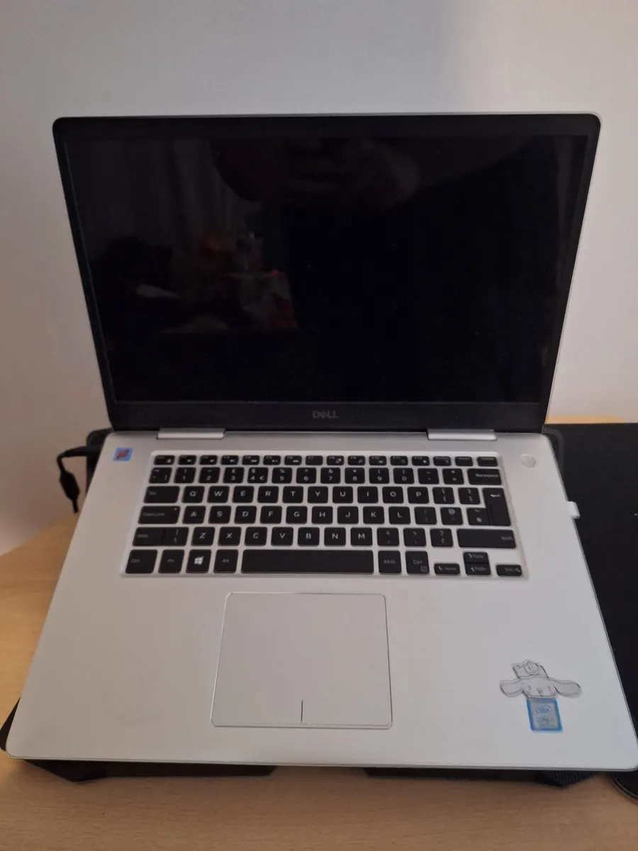 Dell Laptop - Image 1