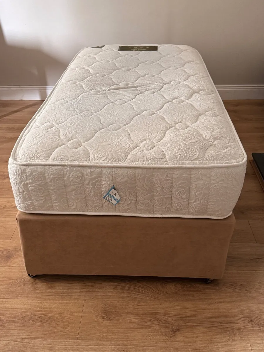 Single Mattress & Divan Base with Wheels – €110 - Image 3