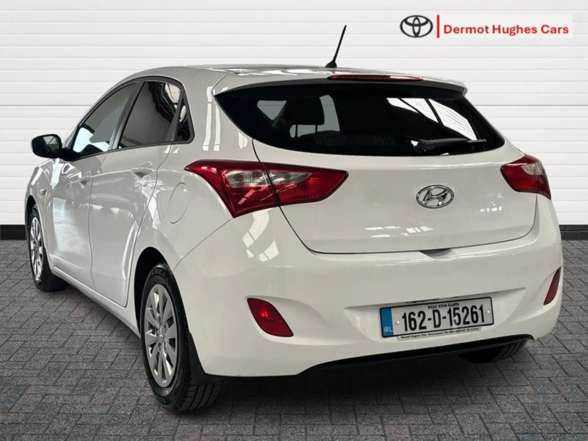 Hyundai i30 IPRO 5DR MANUAL - Image 2