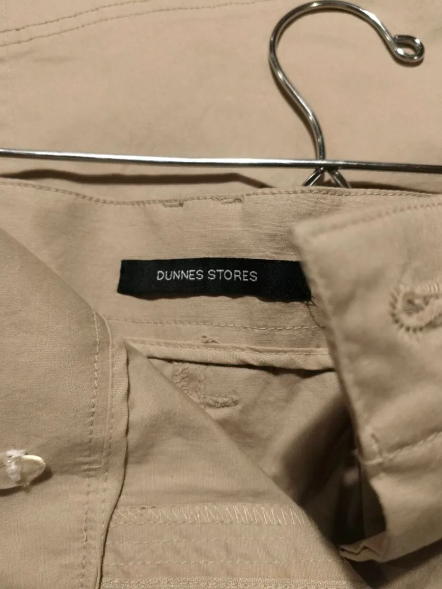 Dunne stores cream stretch cotton skirt, new never - Image 3