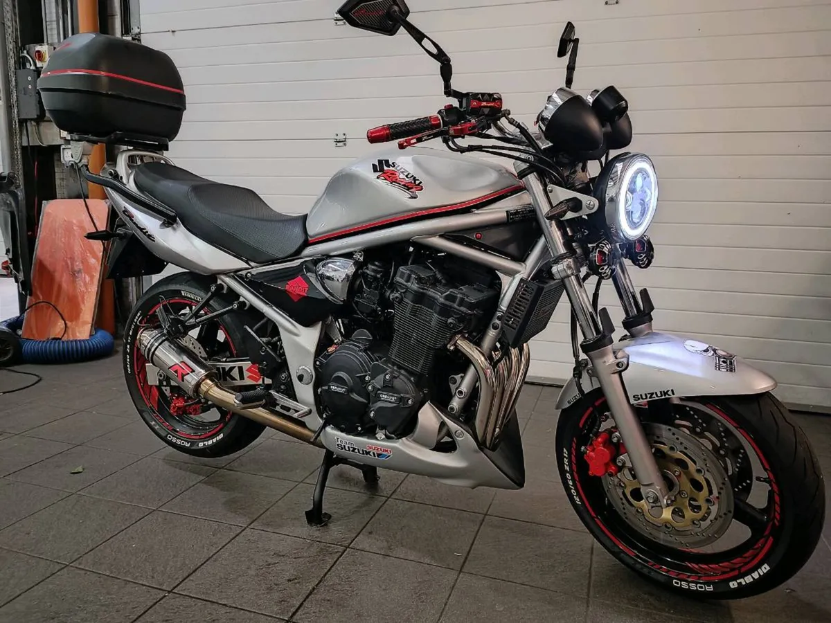 Mint Suzuki Bandit 600n very low km Make me offer - Image 2