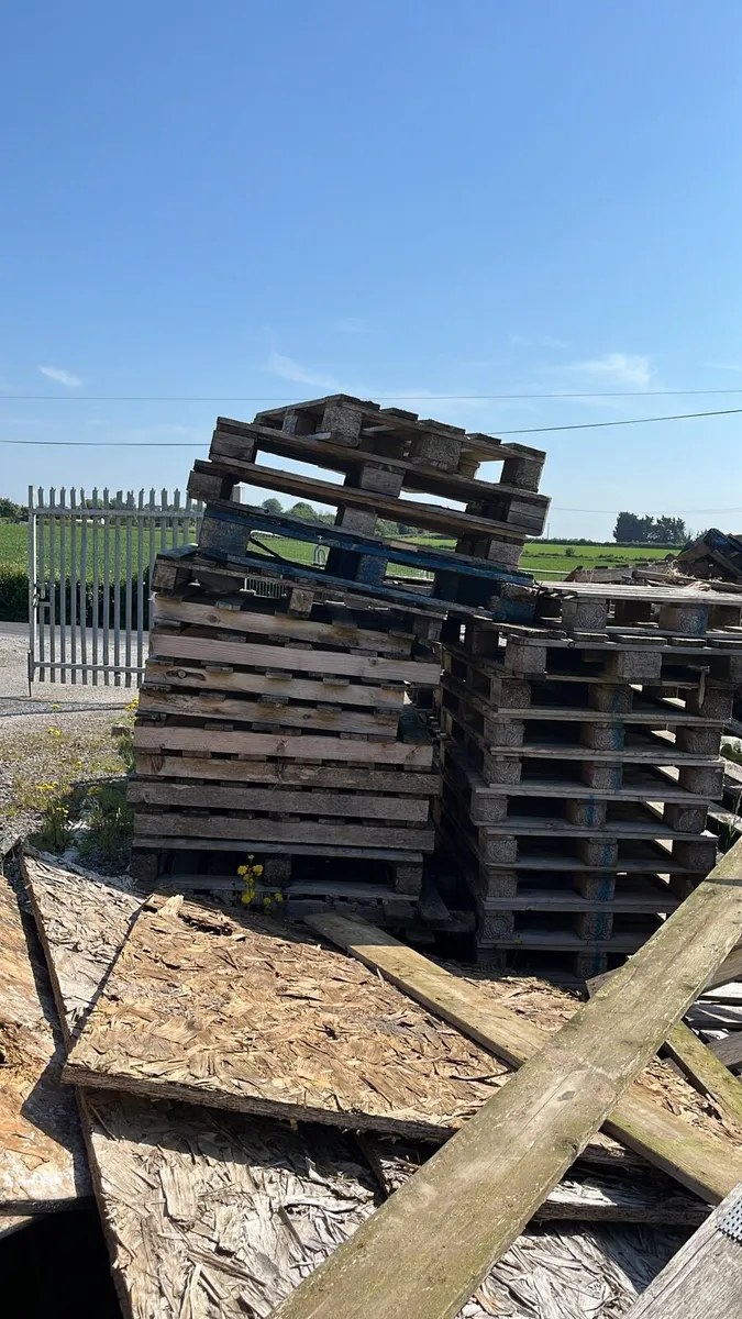 Pallets FREE TO TAKE !!!! - Image 1