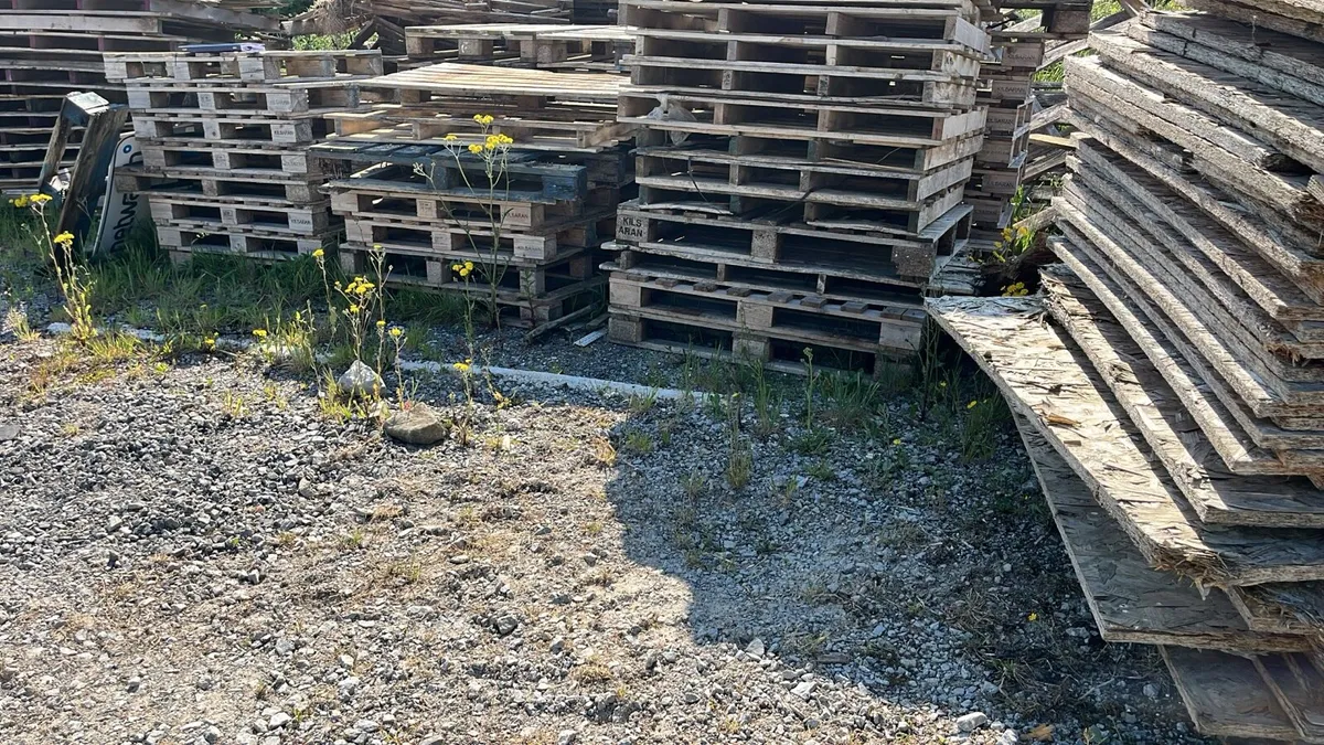 Pallets FREE TO TAKE !!!! - Image 2