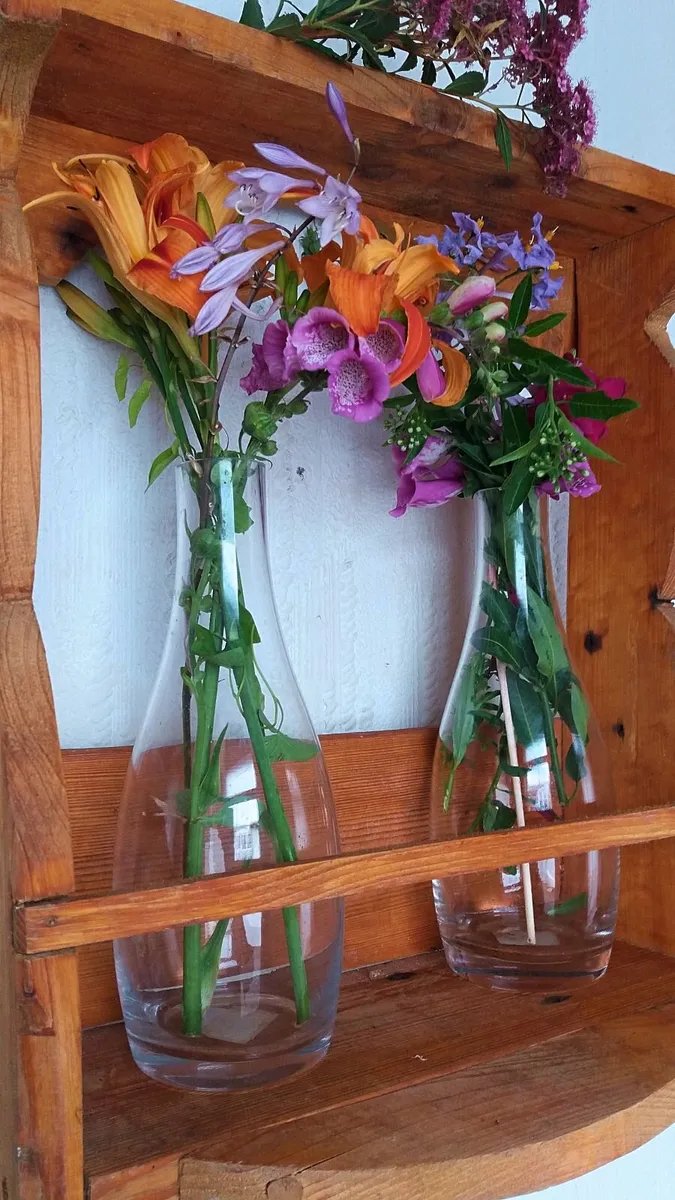 Rustic Wall / Stand Flowers Display with Vases - Image 3