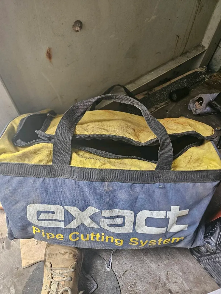 Saws, power tools, tripods, welders, site storage - Image 4