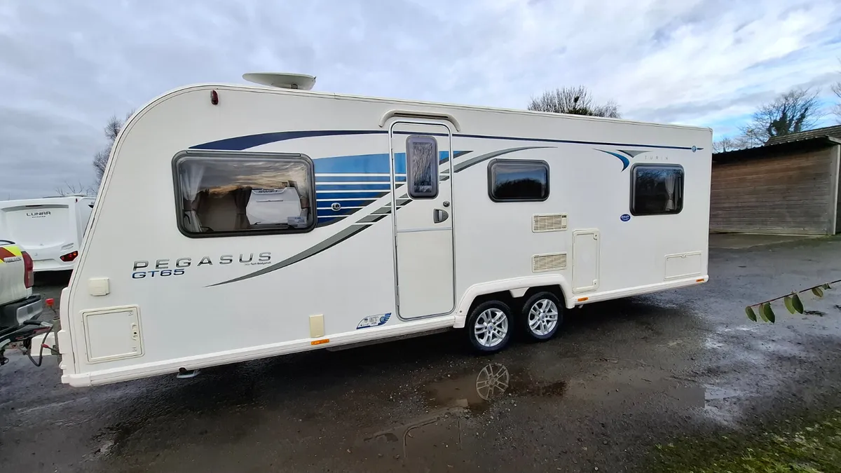 Bailey Pegasus 6 berth caravan - Image 1