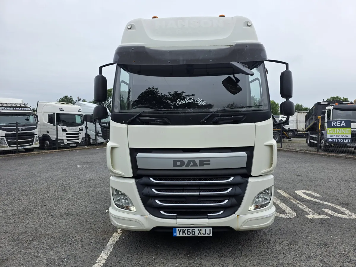 2016 DAF CF 330 6X2 rear steer with 27ft flat body - Image 2