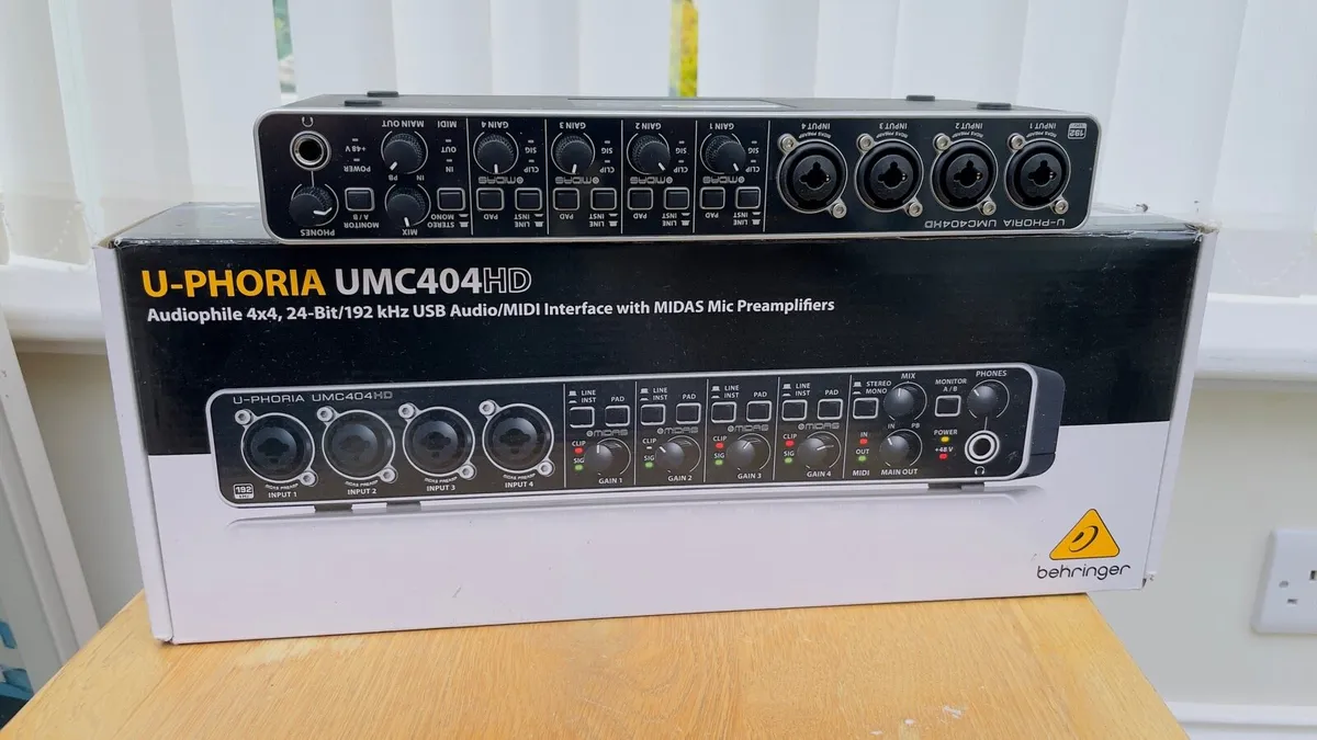 U-PHORIA UMC404HD USB Audio Mixer - Image 1