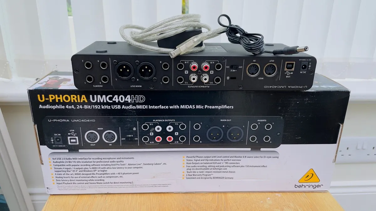 U-PHORIA UMC404HD USB Audio Mixer - Image 2