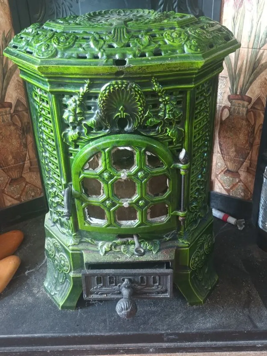 Antique Stove - Image 1