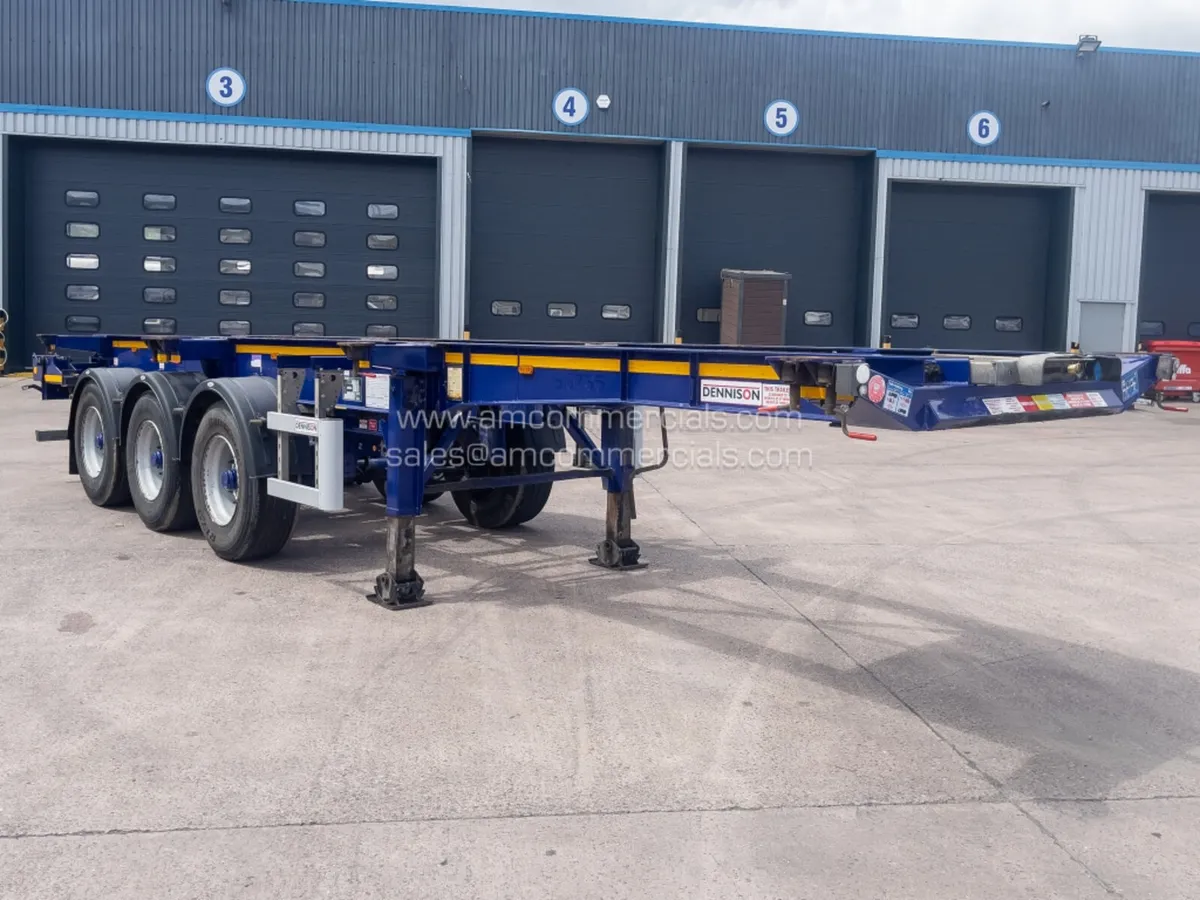 2020 DENNISON SLIDING SKELETAL TRAILER - Image 1