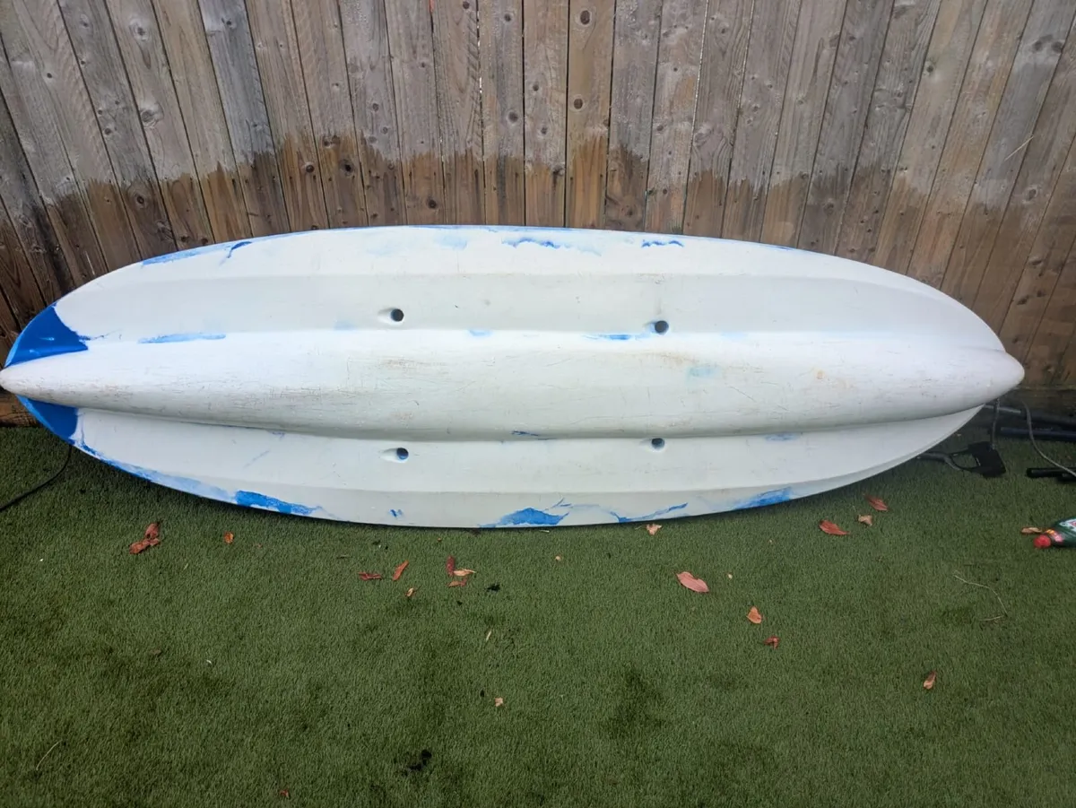 Single Sit-On-Top Kayak – 260cm – Paddle, Seat & B - Image 4