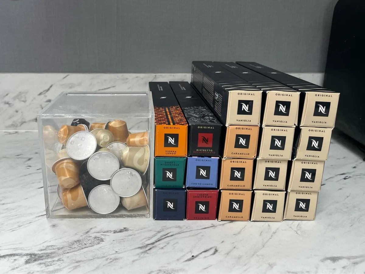 Nespresso Citiz with milk frother - Image 4