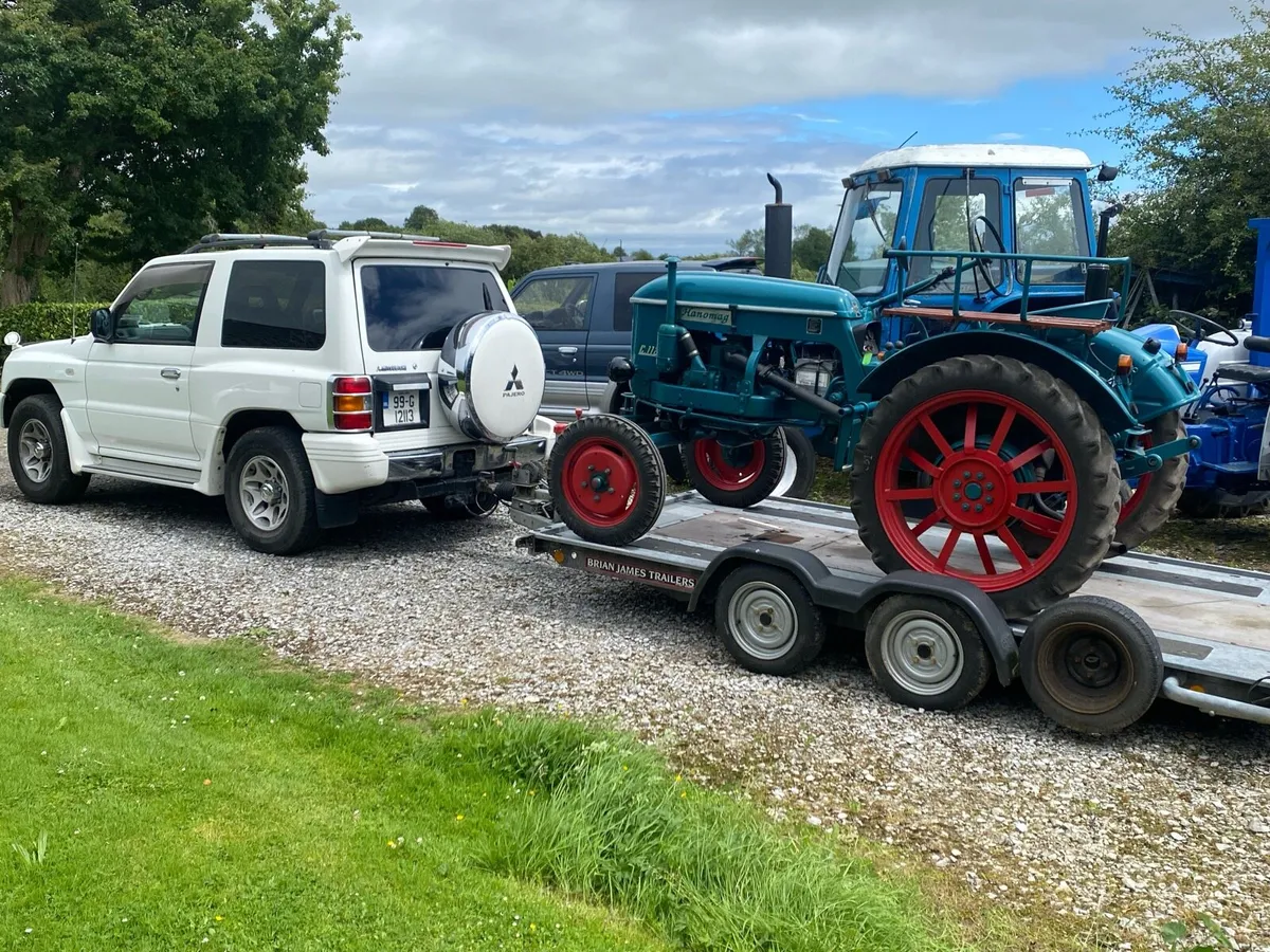 Jeep, trailer and tractor - Image 4