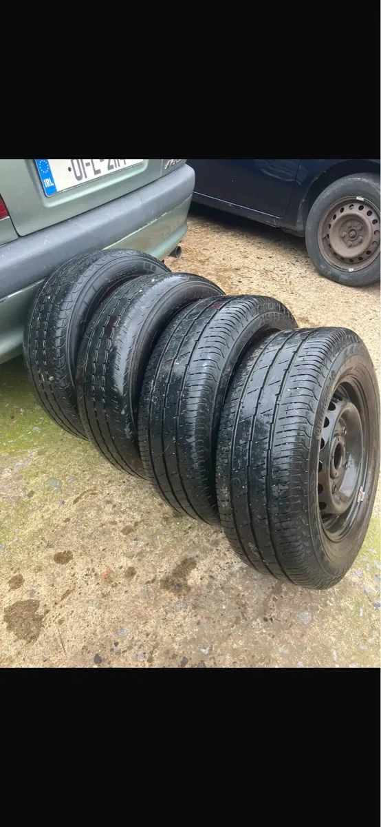 4 wheels and tyres - Image 1