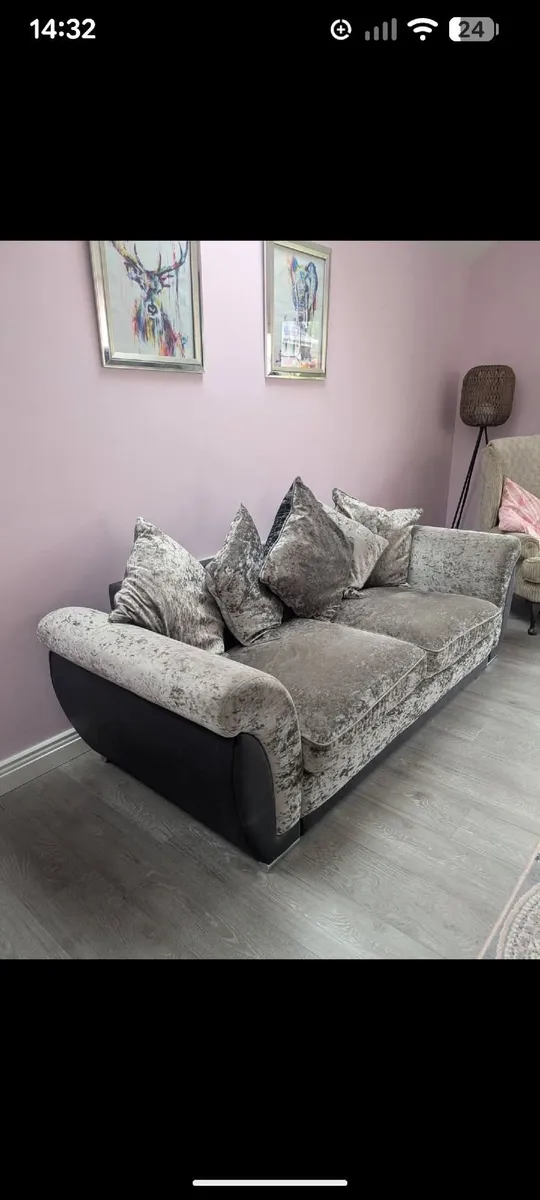 Sofa - Image 3
