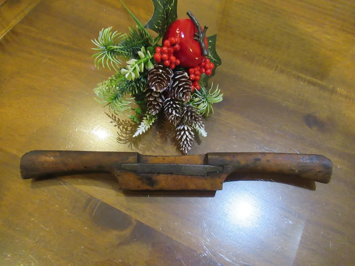 antique vintage tool Guinness SPOKE SHAVE cottage - Image 3