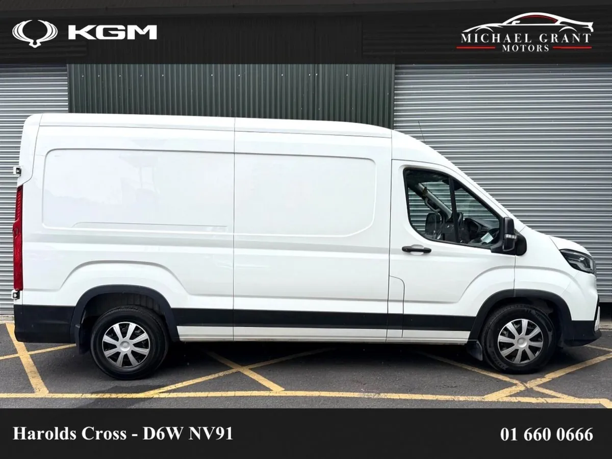 Maxus DELIVER 9 DELIVER 9 LH FWD E6E 1 OWNER CLEAN - Image 4