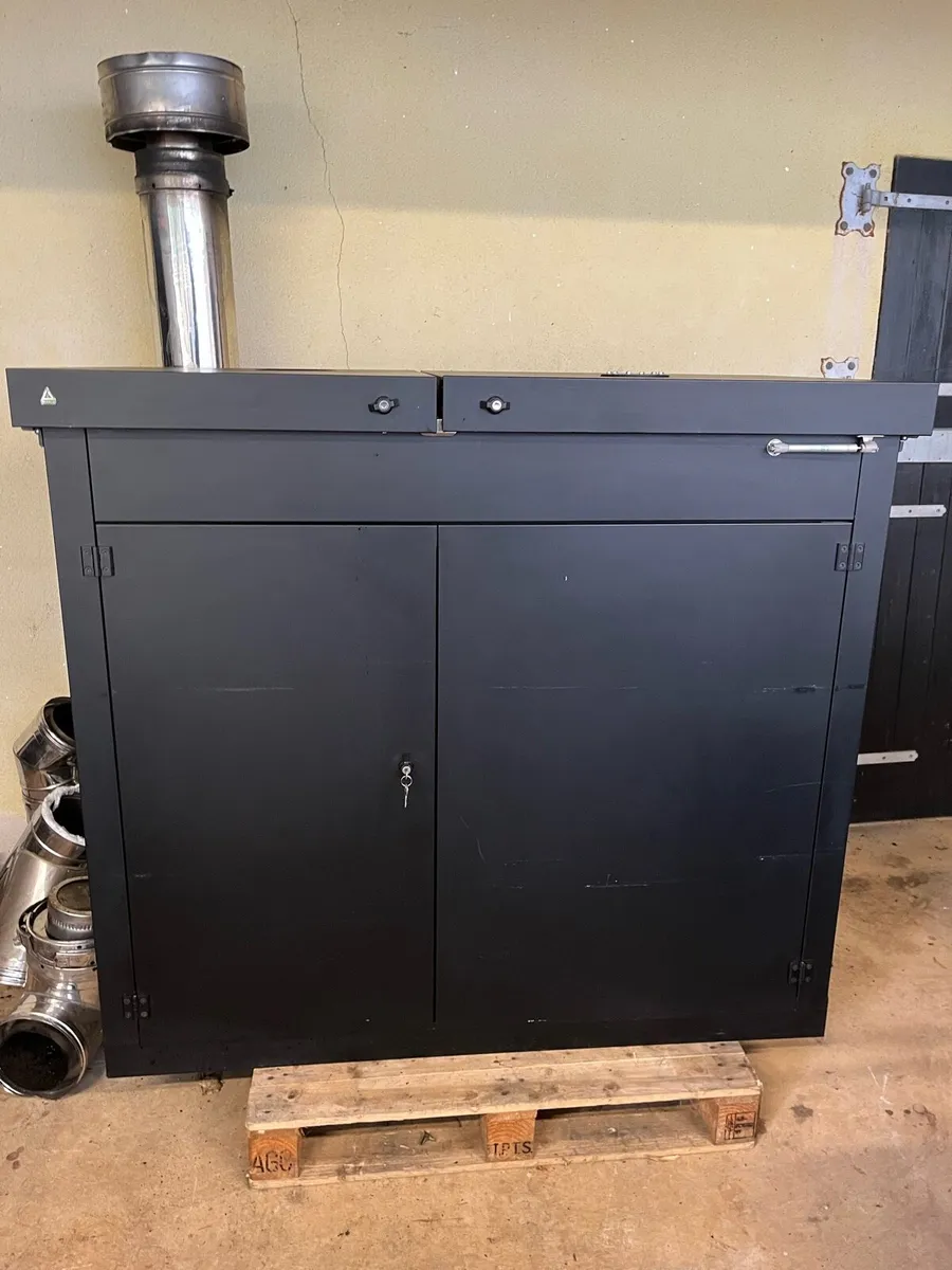 Wood pellet boiler - Image 1