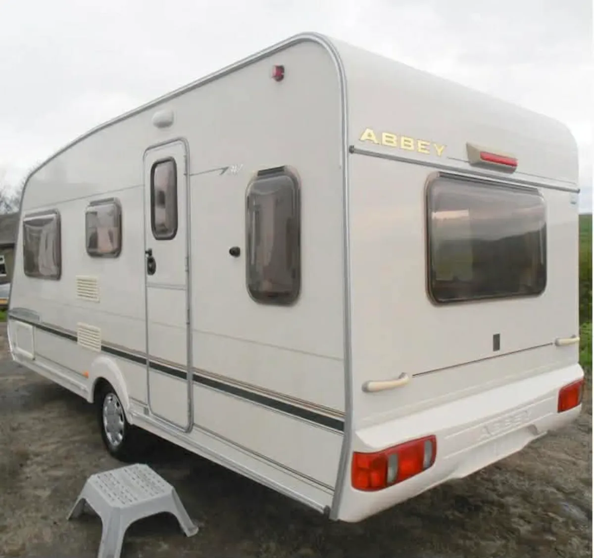 2008 5 breath abbey adventure caravan - Image 2