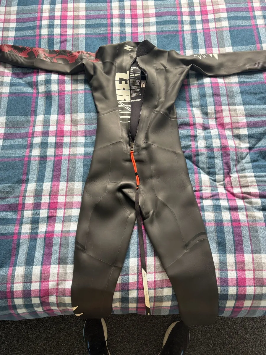 Zer0d Performance Triathlon Wetsuit - Image 3
