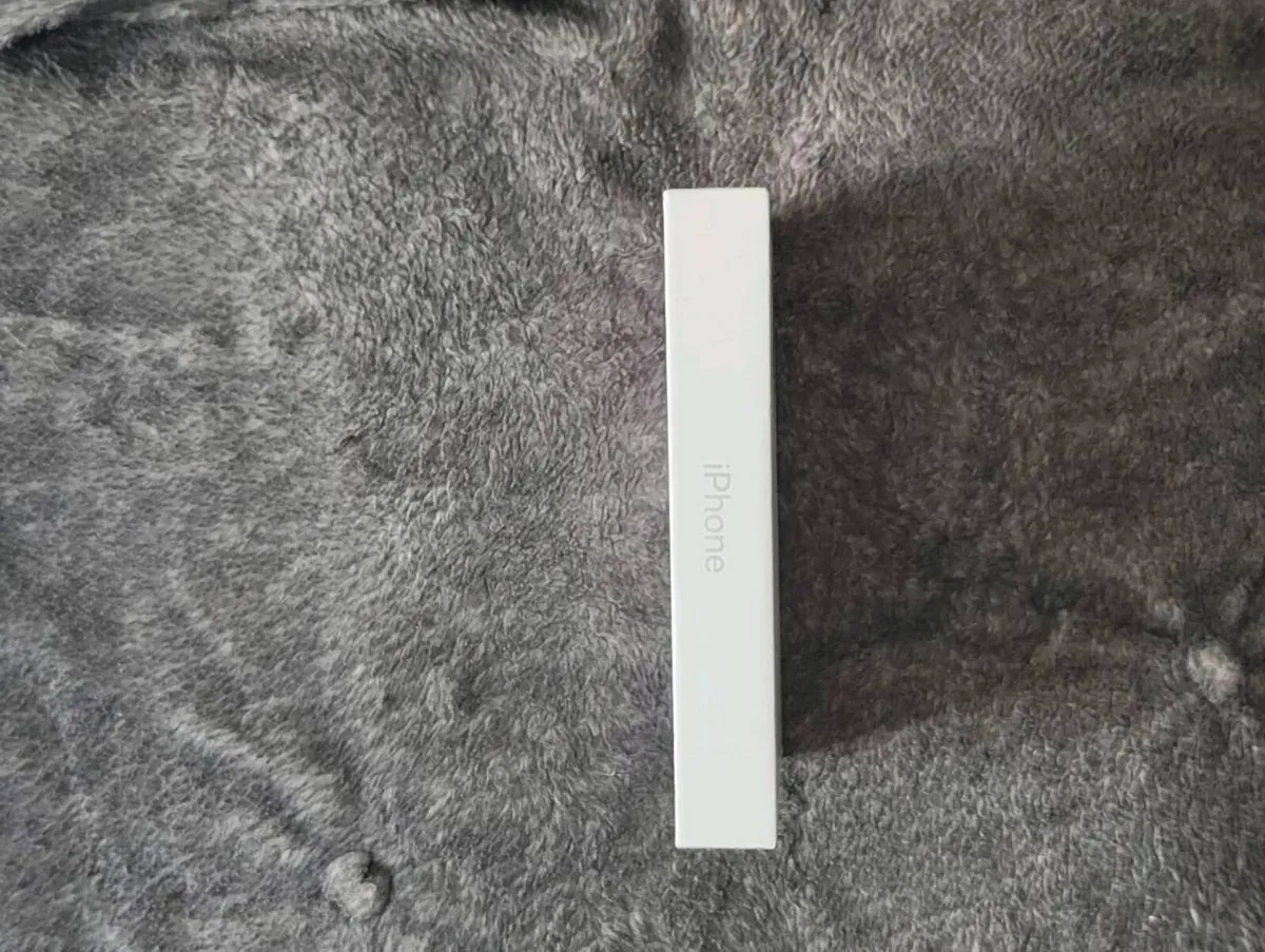 iPhone 17 pro max - Image 4